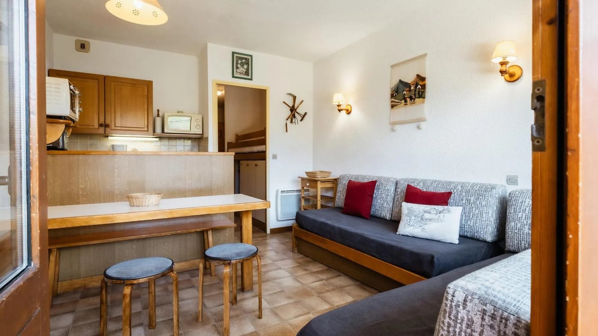 3 Pieces+Mezzanine, 6 Pers, Proche Bossonnet, Garage, Animaux Admis - Fr-1-304-35 Apartment La Clusaz